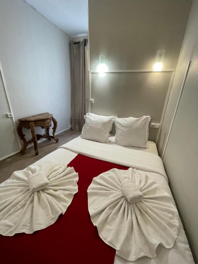 Hotel Central Saint-Denis  Dış mekan fotoğraf
