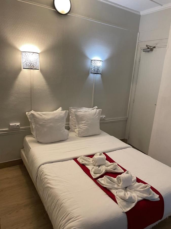 Hotel Central Saint-Denis  Dış mekan fotoğraf
